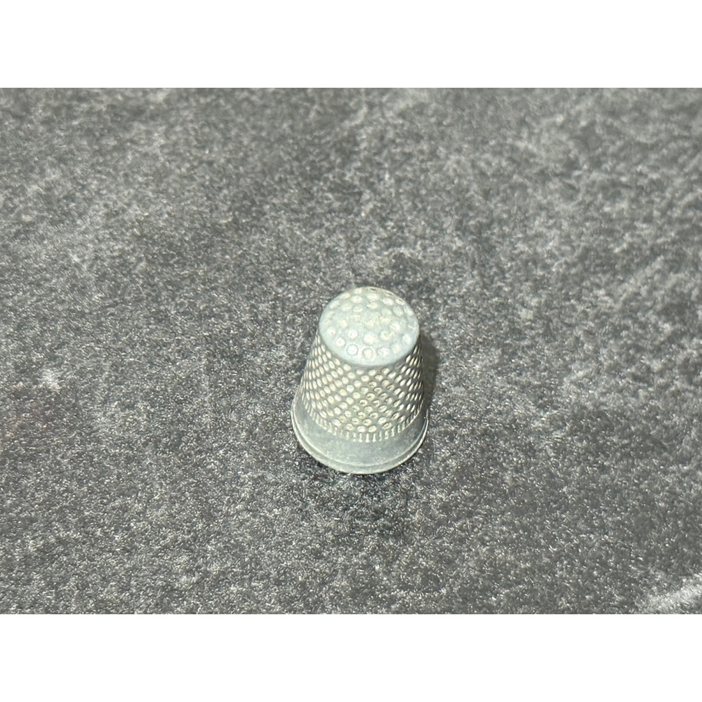 Vintage 1970s Monopoly Sewing Thimble Game Token Replacement Piece Pewter